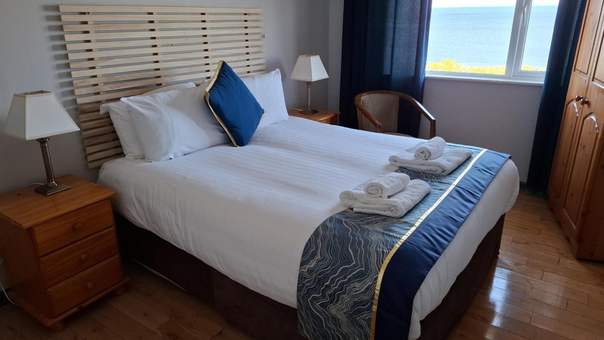 Dolphin Watch Wild Atlantic Way Holiday home *